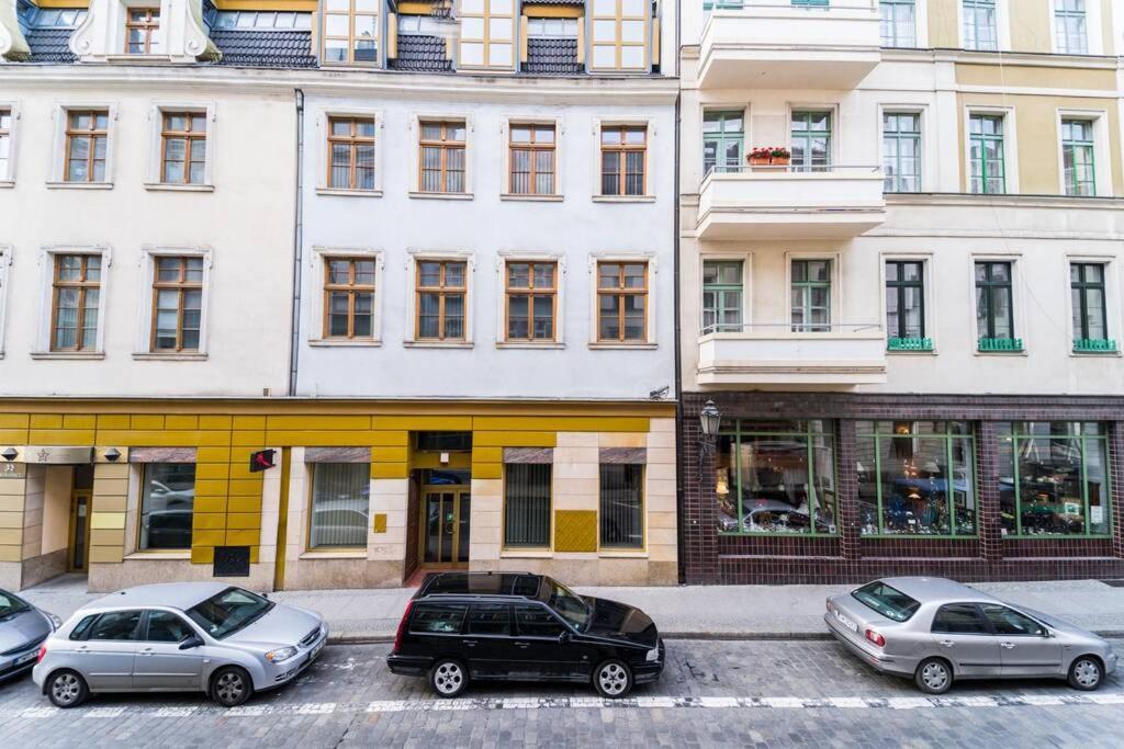 3 Rooms Big Apartment - 150 M Town Hall - Nice Design Wroclaw Ngoại thất bức ảnh